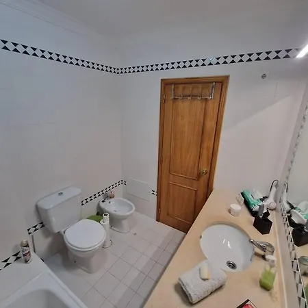 Charming Beachside Apartment- The Perfect Getaway! * Albufeira