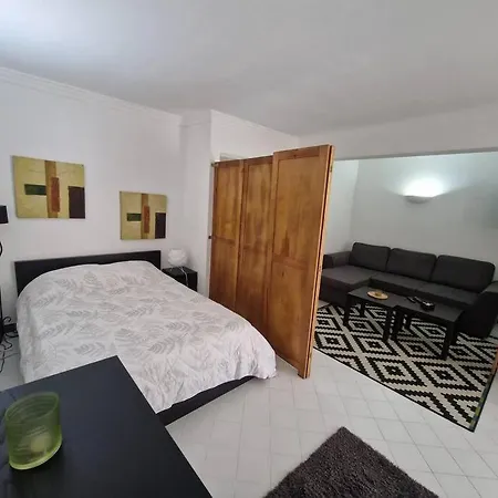 Charming Beachside Apartment- The Perfect Getaway! Apartmán